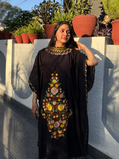 Black-multi high neck Kaftan