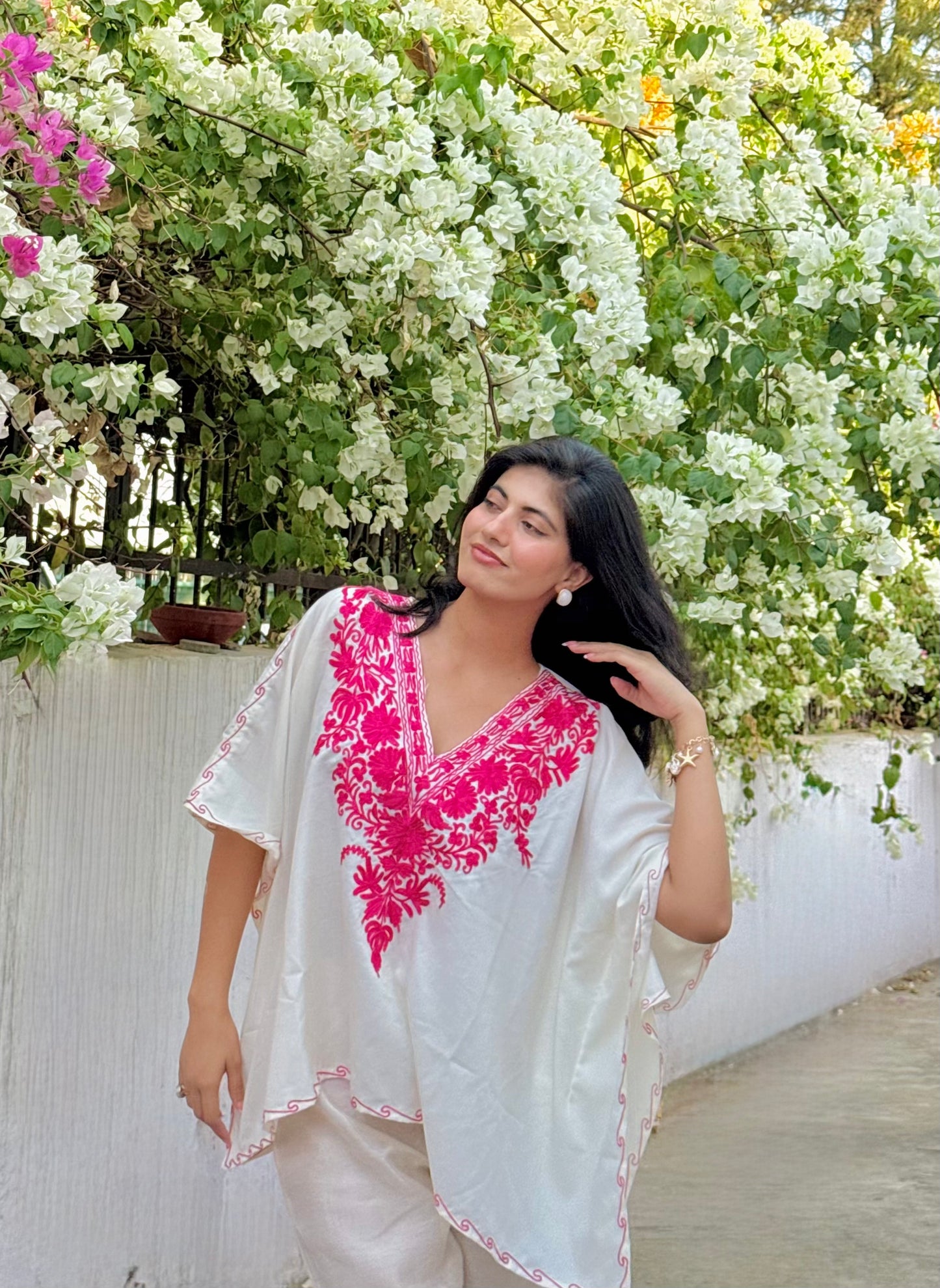 Ivory-pink Kaftan top!
